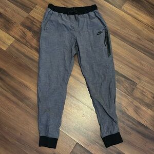 Nike Women’s Nylon Jogger Pants Size S- Gray
